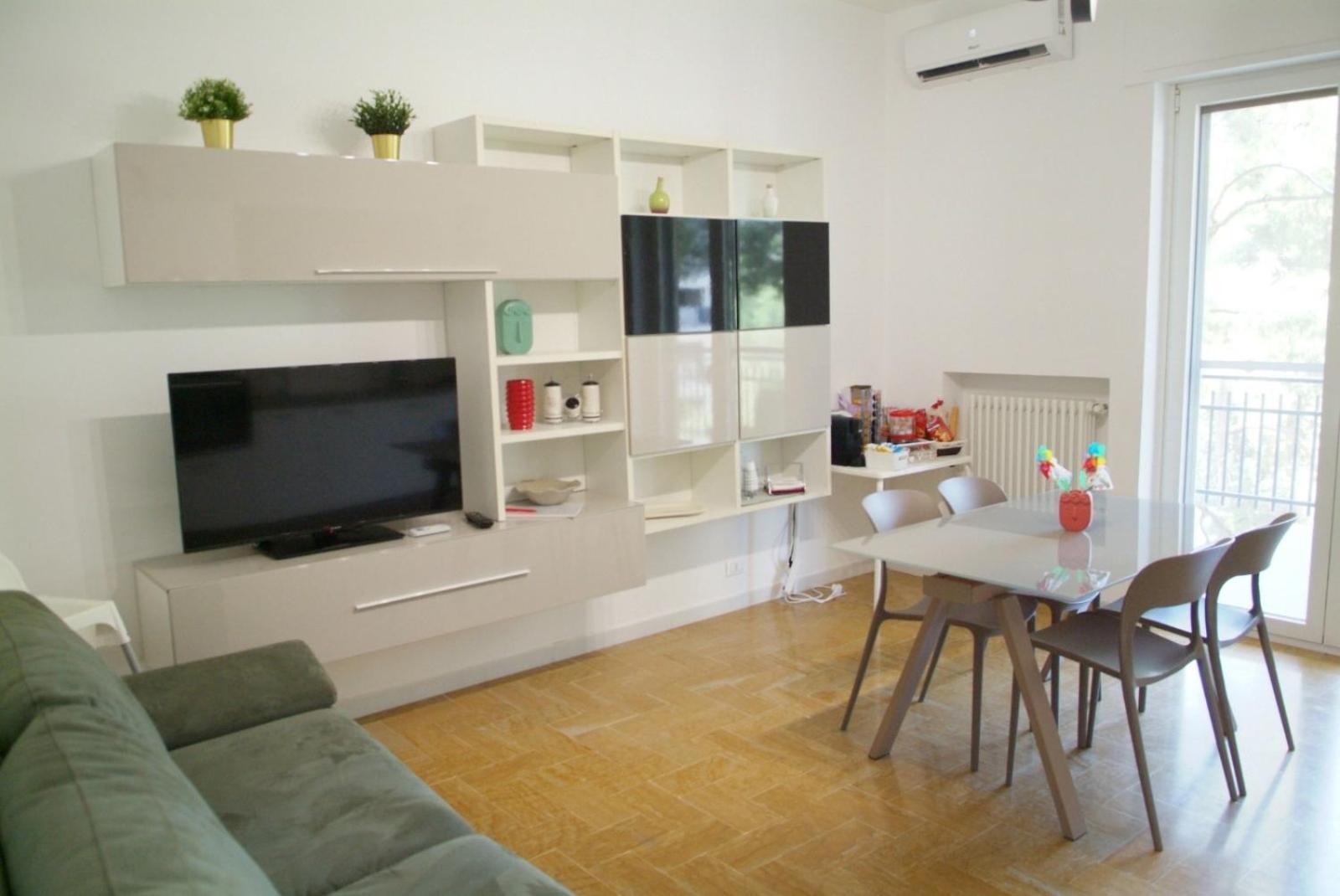 La Casa Di Telen Zona Policlinico Oncologico E Villa De Grecis バーリ エクステリア 写真